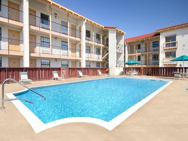 Econo Lodge Richmond-North Chesterfield Экстерьер фото