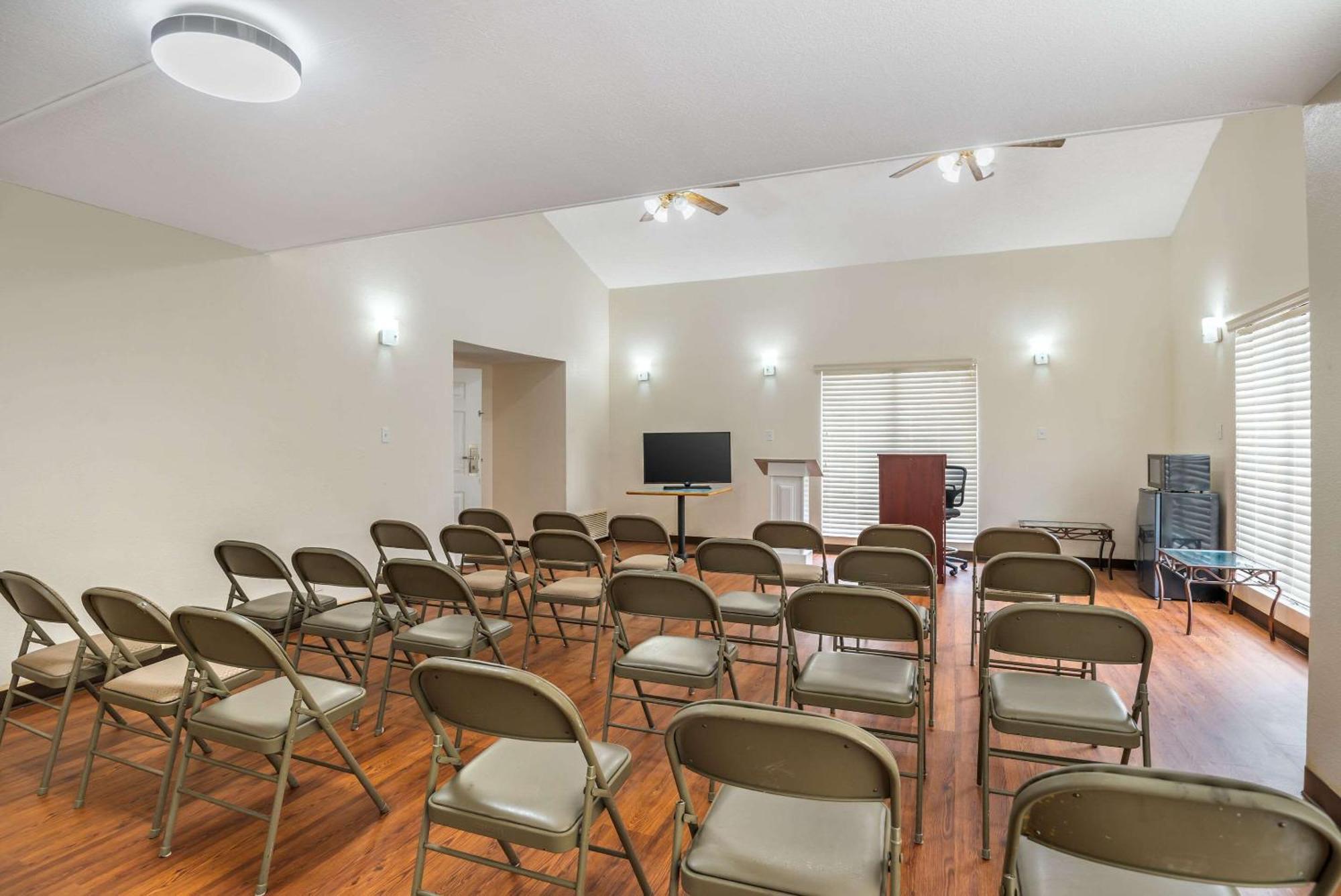 Econo Lodge Richmond-North Chesterfield Экстерьер фото