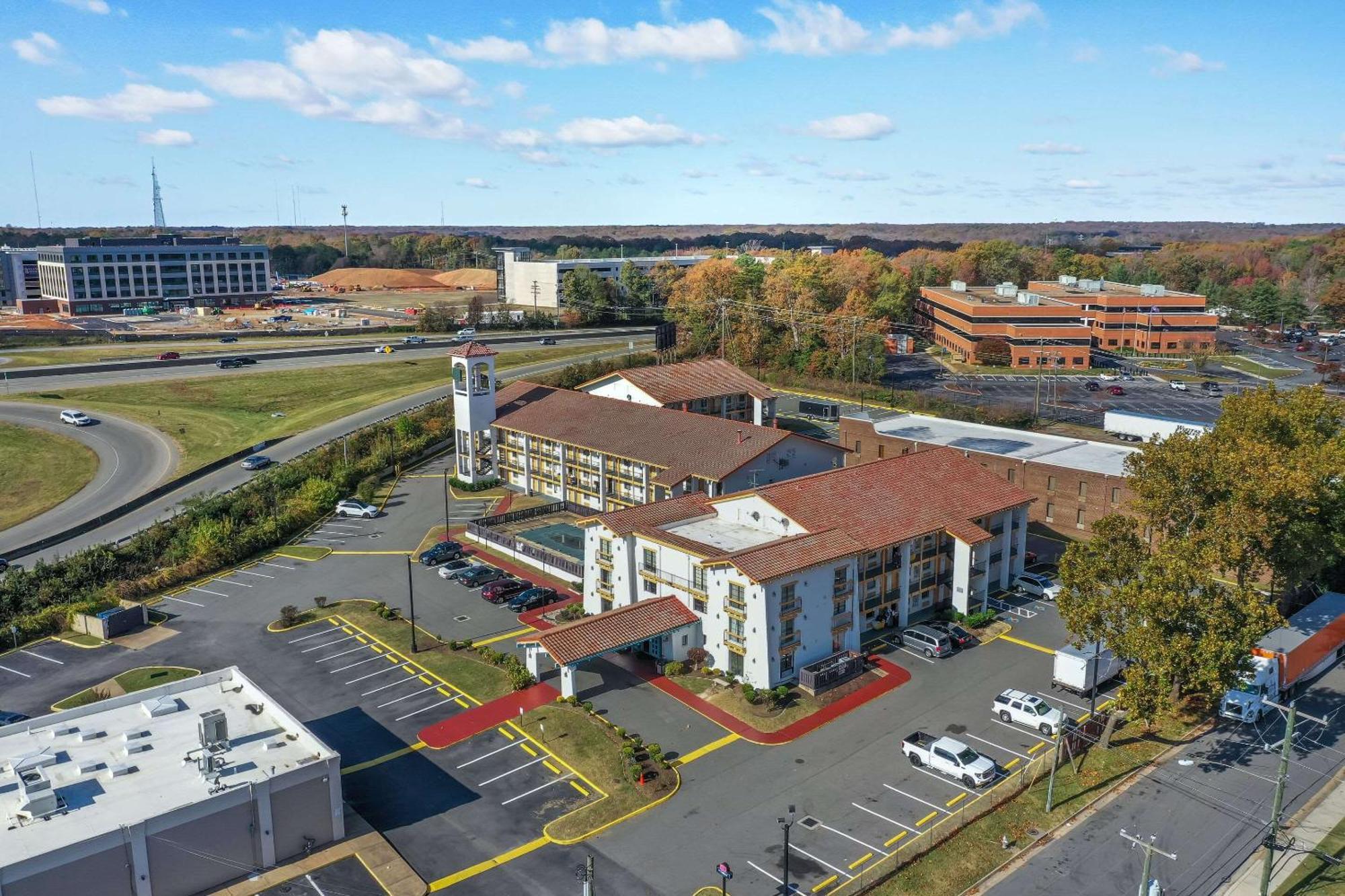 Econo Lodge Richmond-North Chesterfield Экстерьер фото