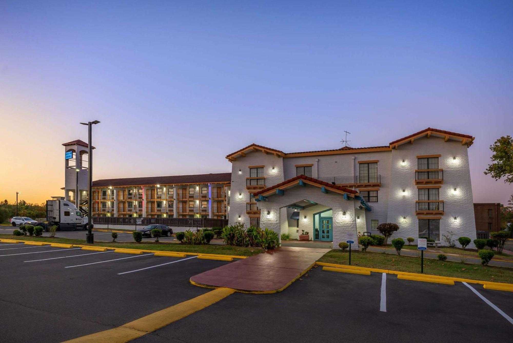Econo Lodge Richmond-North Chesterfield Экстерьер фото