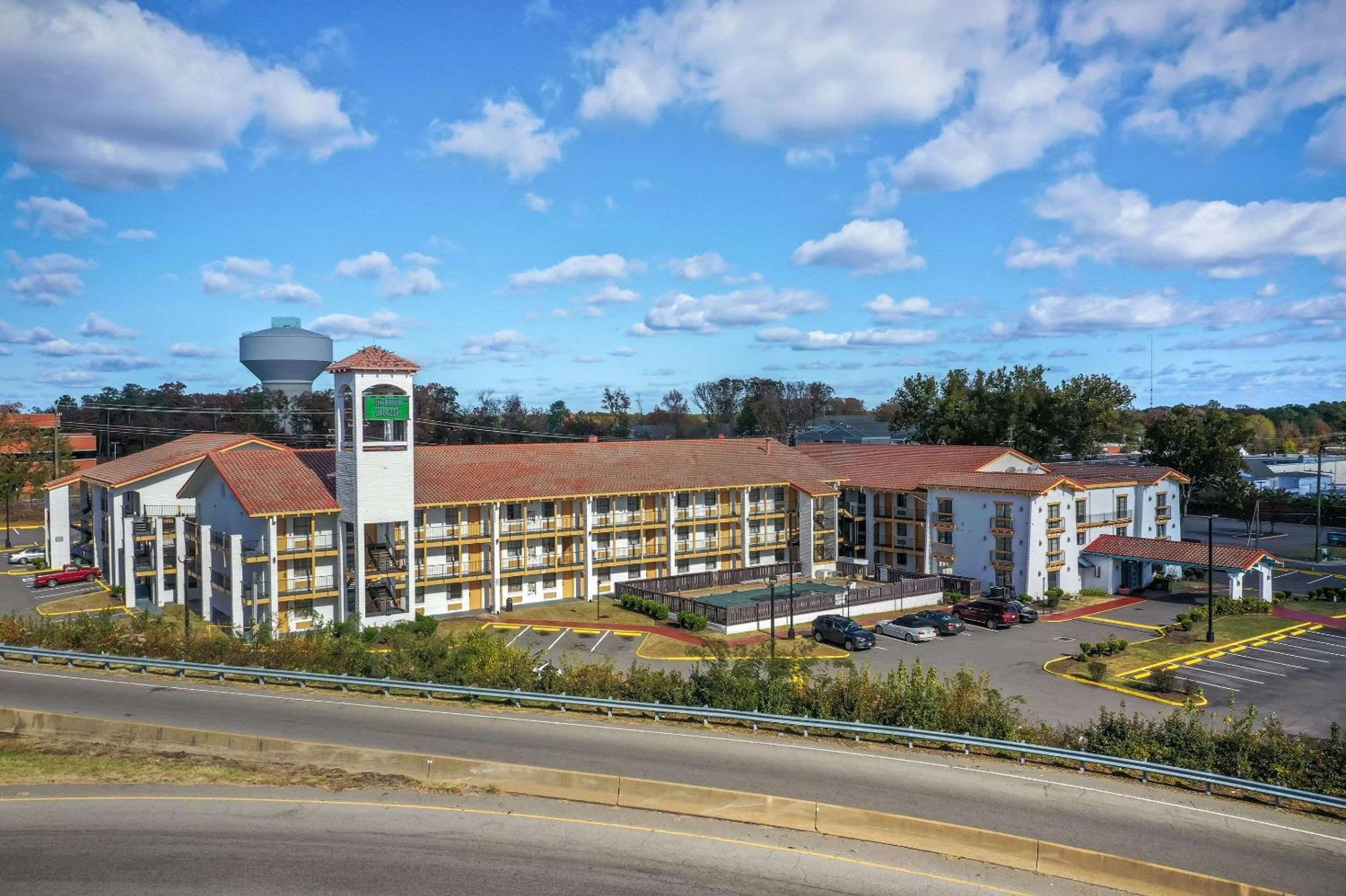 Econo Lodge Richmond-North Chesterfield Экстерьер фото